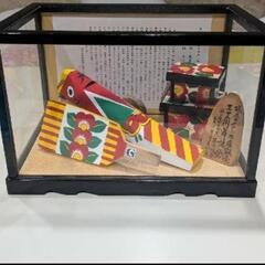 キジ馬　民芸品　5個とガラスケースセット