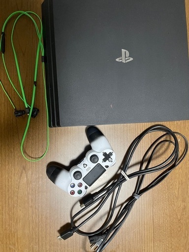 プレイステーション PS4 PRO 1TB CUH-7200B