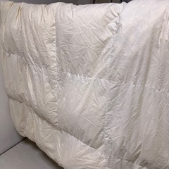 ニトリ　セミダブル羽毛布団