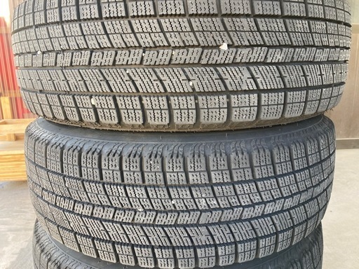 195/65R15 冬タイヤ　ナンカン製　C26セレナ・80系ヴォクシー 