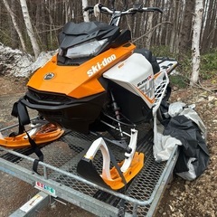2017 スキードゥー skidoo スノーモービル　  