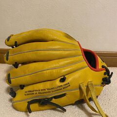 Mizuno グローブ 右投げ イエローの画像