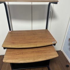 美品パソコンデスク

