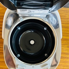 Toshiba東芝 真空圧力IH炊飯器 RC-10E2VS ジャー 2022年製 (杉本 Toshiba東芝 真空圧力IH炊飯器 RC-10E2VS ジャー 2022年製 (杉本