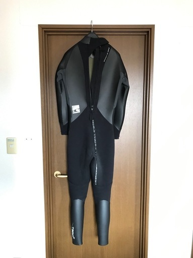 ウエットスーツ