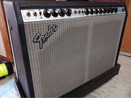 Fender フェンダー ギターアンプ  REVERB 100w