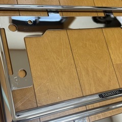 ダイハツ純正メッキナンバーフレーム前後2枚の画像