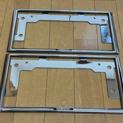 ダイハツ純正メッキナンバーフレーム前後2枚