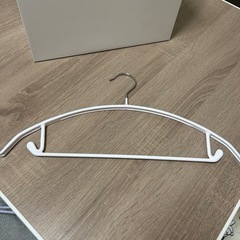 滑りにくいハンガー 白 31本の画像