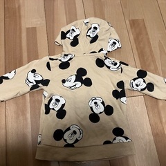 H&M ミッキー　パーカー　長袖　90cmの画像