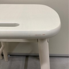 中 ホワイト　スツールの画像