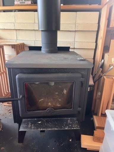(掲載中断) 中古薪ストーブ　Pacific Energy True North 20 + 煙突など