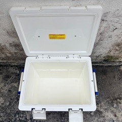 アイリスオーヤマクーラーボックス ピクニック部活動キャンプ用品 フェス レジャー 海 海水浴 バーベキュー BBQ 便利 釣りソロキャンプ🍉プロフ必読の画像