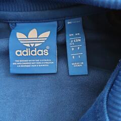 adidas　アウターの画像