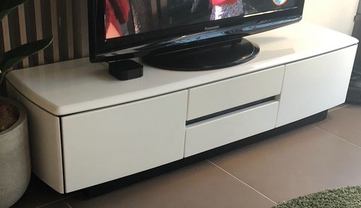 出品2万円から値下げしました✴︎［中古］テレビ台のみ テレビボード TVボード 幅150 高級 収納 ローボード シンプル 完成品 ブ