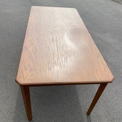 （今月中に処分予定）テーブルの画像