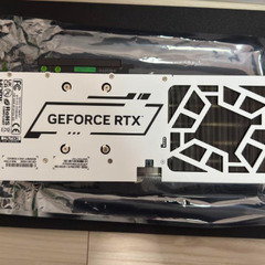 GeForce RTX 5080 GALAKURO ホワイトの画像