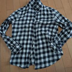 UNIQLO 160センチ チェック柄シャツ