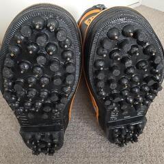 新品同様　スパイク付き長靴の画像
