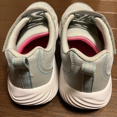 スケッチャーズ　20cmの画像