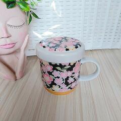 可愛い❤花柄の蓋付きマグカップ❤の画像