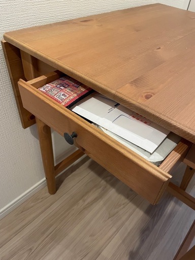 期間限定］木製折りたたみ式テーブル IKEA 椅子2脚付き