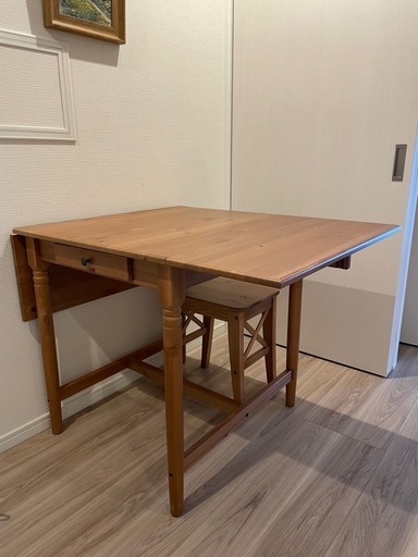 IKEA 木製折りたたみテーブル・椅子2脚 期間限定］木製折りたたみ式テーブル IKEA 椅子2脚付き