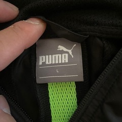 PUMAトラックジャージ①の画像