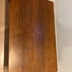 無段階調整ダイニングテーブルの画像