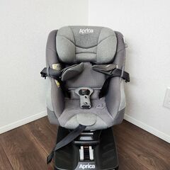 Aprica チャイルドシート