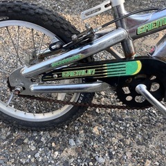 《決まりました》自転車　16インチ　SCHWINNの画像
