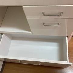 急ぎです！食器棚　お一人暮らし〜少人数のご家族の方にの画像