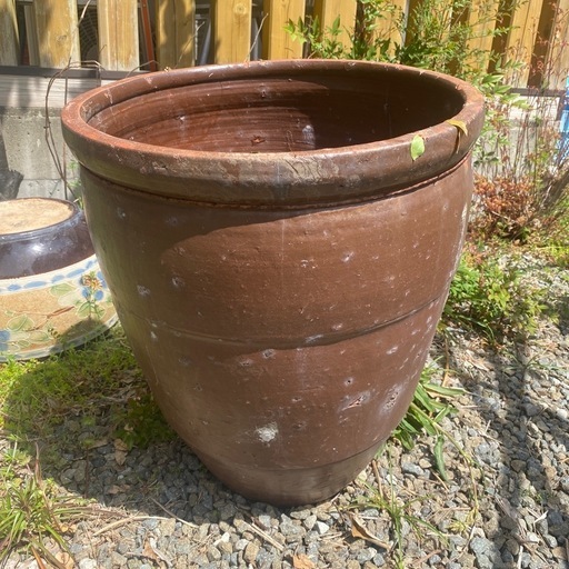 陶器製 水鉢 茶色 直径約30cm 水瓶　縦長　丸型　　　古民具　骨董 茶色 円筒形 水鉢 直径約60cm 陶器特大ブラウン古民具水瓶 (緑のお山