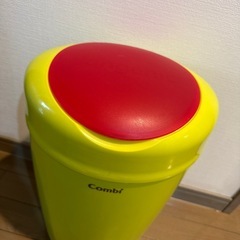 コンビ　combi おむつゴミ箱の画像
