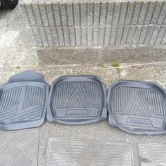 車載ゴムマットいろいろ６枚