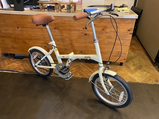 美品【防犯登録無料！】16インチ折りたたみ自転車 (アリンコ