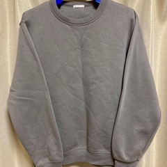 GU トレーナー Sサイズの画像