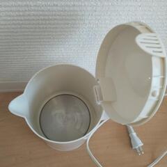 電気ポットの画像
