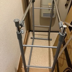 ハンガーラック