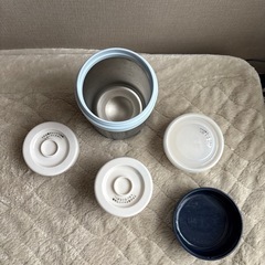 保冷保温お弁当箱の画像