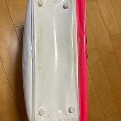adidas エナメルスポーツバックの画像