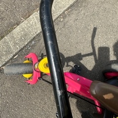 自転車みたいな三輪車の画像
