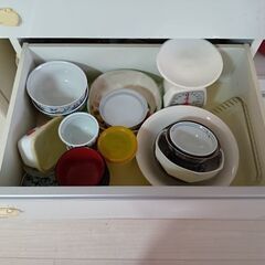 食器棚の画像