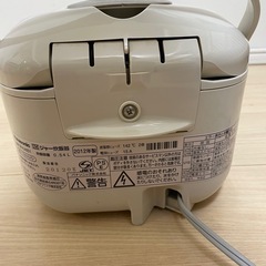炊飯器の画像