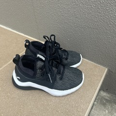 プーマ　
子ども用　シューズの画像