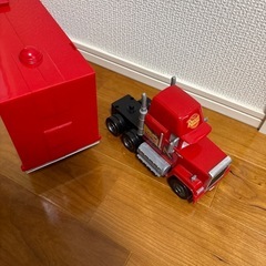 【お譲り先決定】廃盤商品　トミカ　たくさんのせよう！大きなマック　カーズの画像