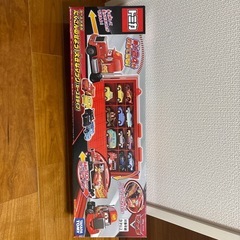 【お譲り先決定】廃盤商品　トミカ　たくさんのせよう！大きなマック　カーズの画像