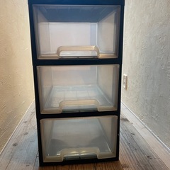 【お譲り先決まりました】衣装ケースの画像