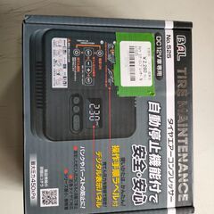 タイヤエアーコンプレッサー　空気入れ　車　自転車　バイク　DC1...
