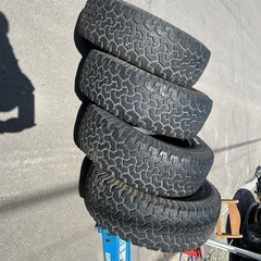 LT265/70R17   112/109Rの画像